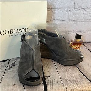 *☀️ Cordani Suede Platform Wedges NWT FASHION